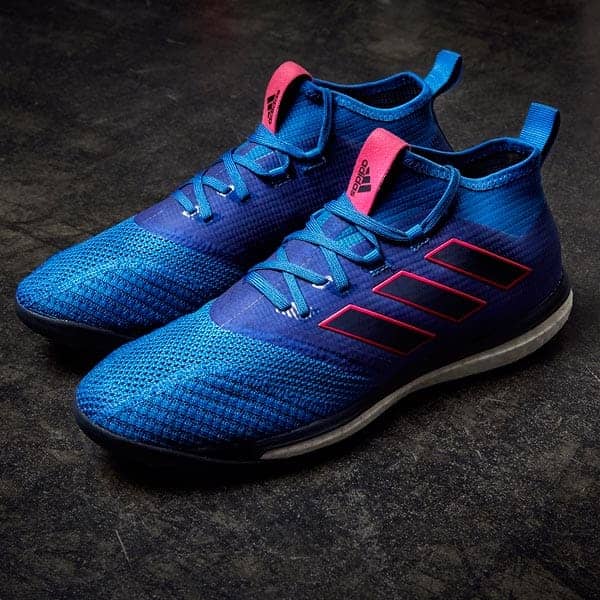 jd sports football trainers
