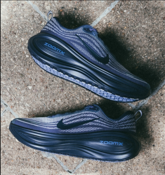 Nike	Vomero Plus